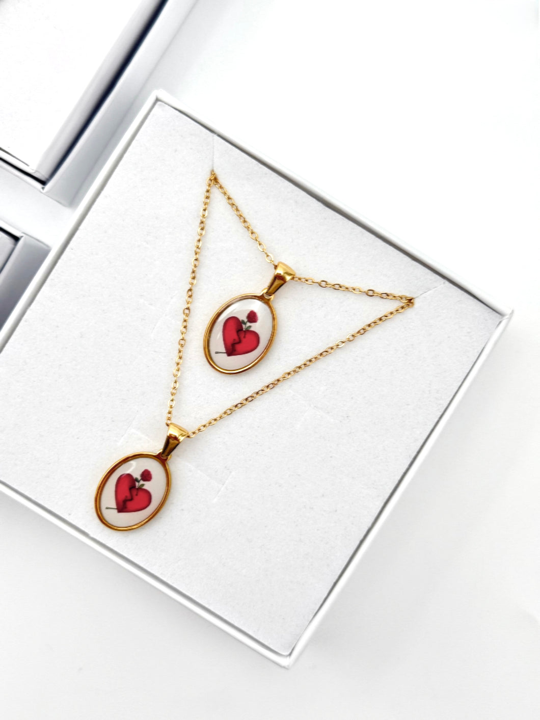 Collana love look’s